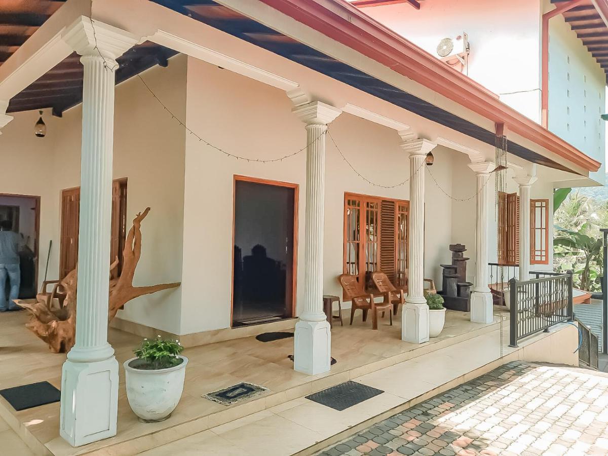Hotel White House Ratnapura Exterior photo